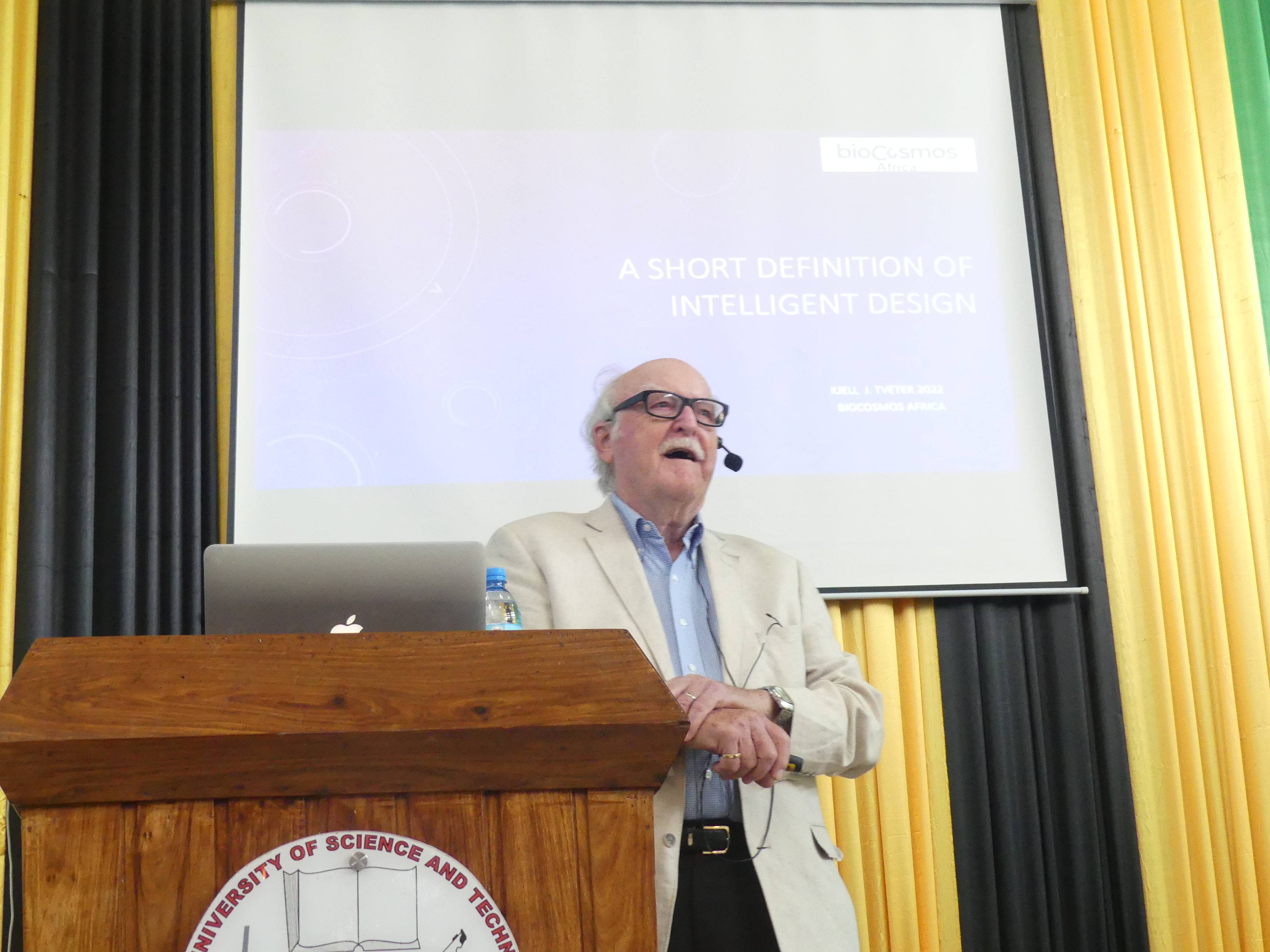 Prof. Kjell. J. Tveter from Norway giving Public Lecture on "Evolution Theory and the question of Intelligent Design" at Nyerere Hall on 17th November 2022.